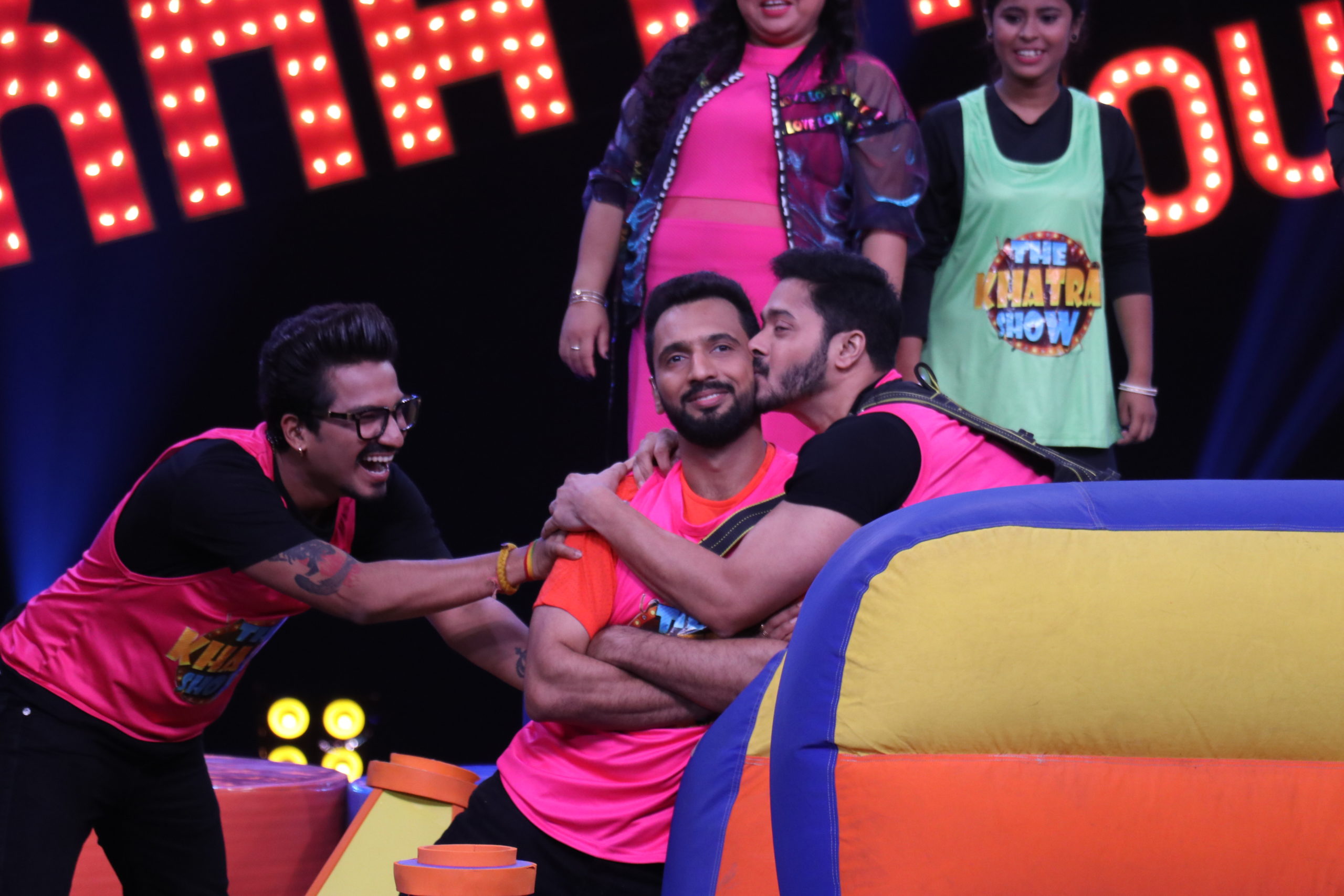 Shreyas Talpade & Punit Pathak and Bromance on the sets of COLORS and The Khatra Show