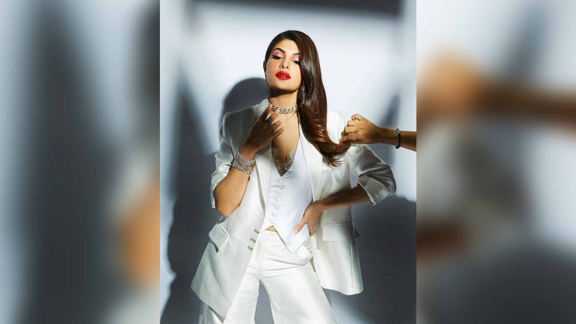 Giving fashion goals and how! Jacqueline Fernandez sporting a vest