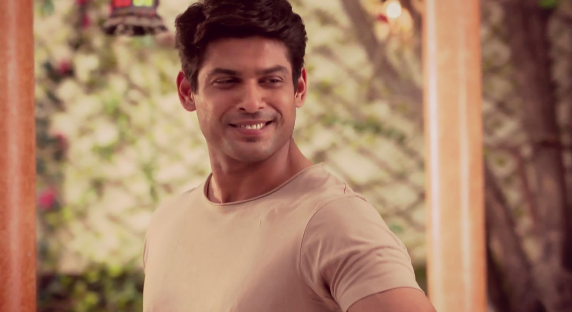 Sidharth Shukla Spends More Than 3 Hours Inside A Pool For One Brilliant Shot