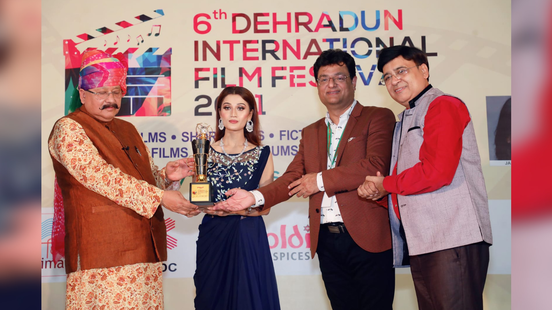 Actress and Producer Arushi Nishank attended the 6th Dehradun International Film Festival (DIFF) which was held from September 17, 2021 to September 19, 2021.