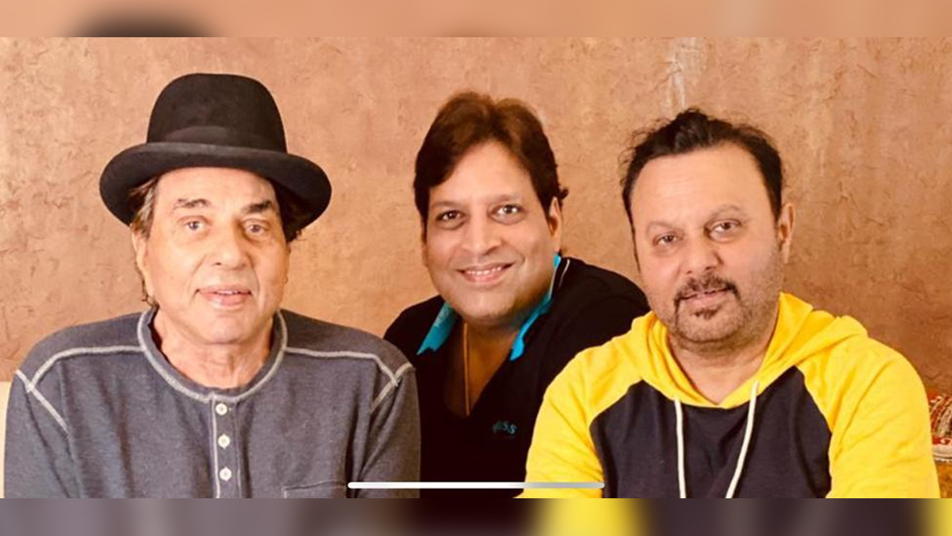 Deepak Mukut’s Apne 2, the Dharmendra, Sunny & Bobby Deol starrer is all set to go on floors in March 2022!*