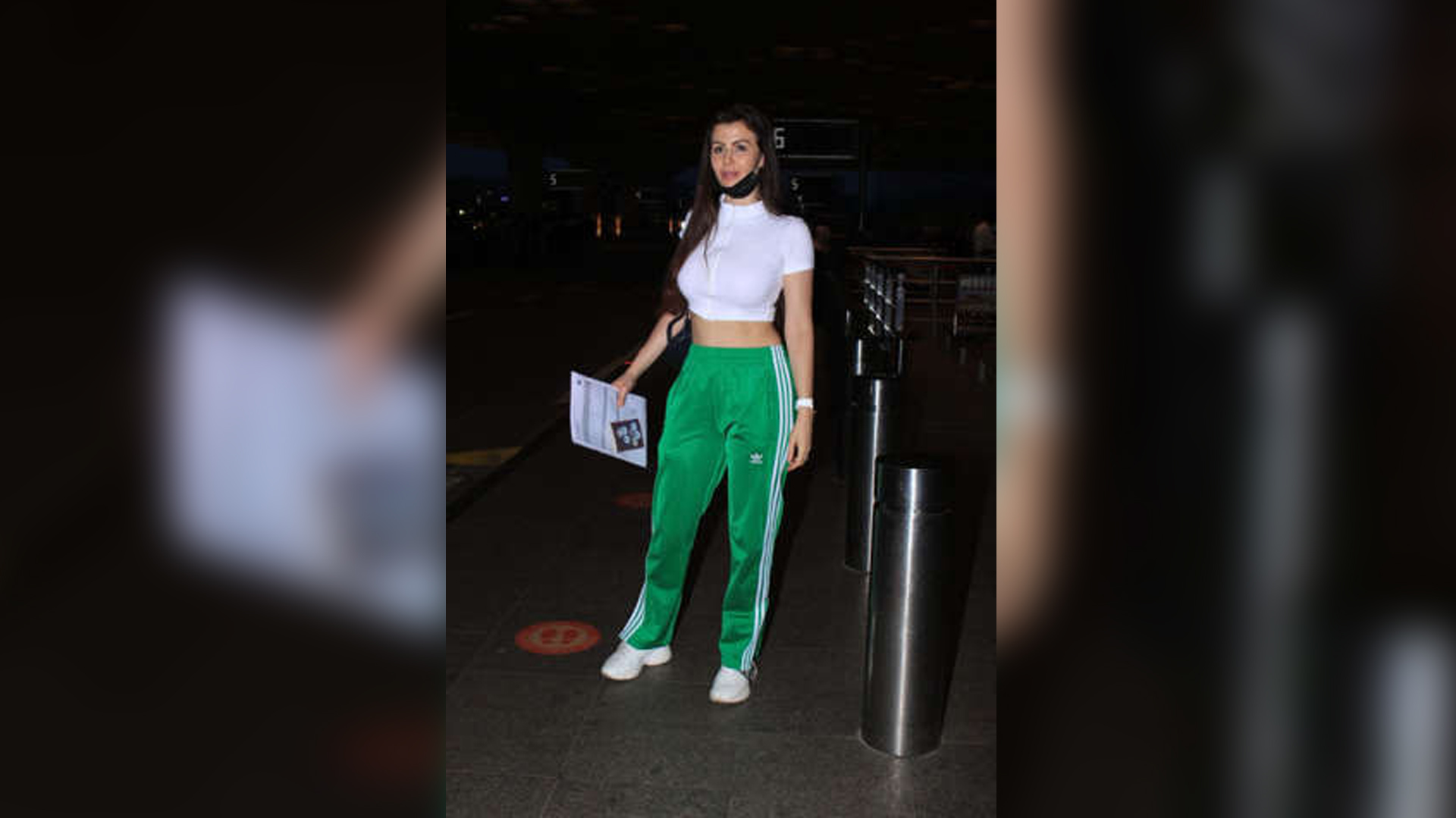 Actress Giorgia Andriani looks a complete Diva as she was spotted at the airport heading to Dubai for a shoot. 