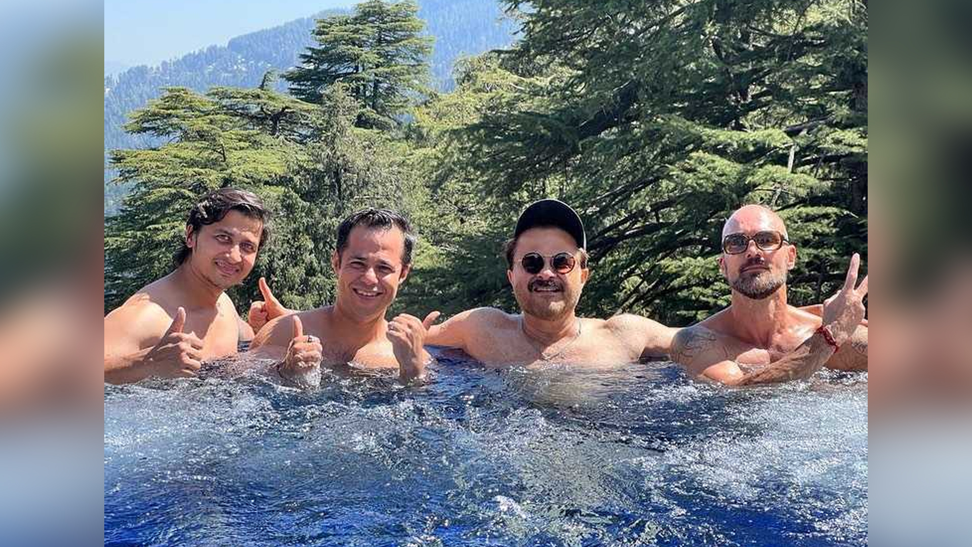 Anil Kapoor wraps the Shimla schedule of his upcoming next; shares a picture with the team