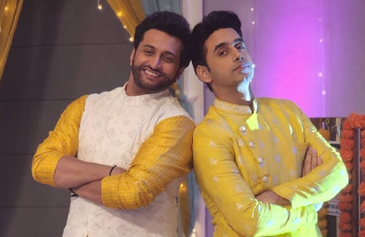 Yash Pandit and Waseem Mushtaq turn shoot breaks into impromptu musical jam sessions on Sony SAB’s ‘Aangan Aapno Kaa’ set!