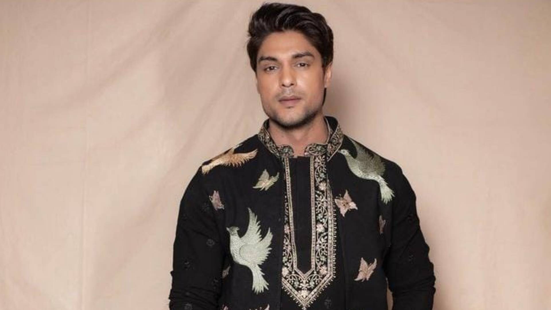 “In order to get into the skin of the character of Rannvijay, I am learning Marathi,” shares Ankit Gupta as he prepares for his role as a Marathi Mulga, Rannvijay, in the Star Plus show Maati Se Bandhi Dor! Read Inside-