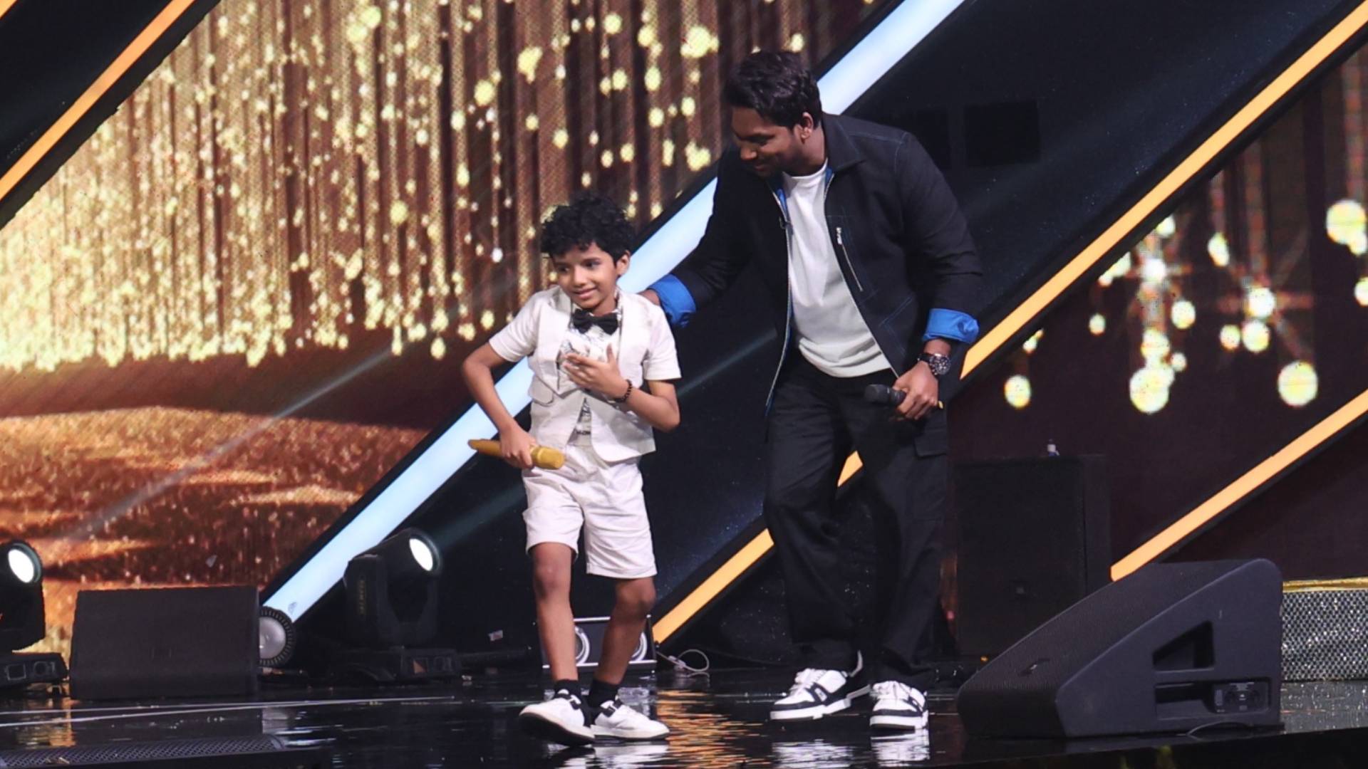 On Sony Entertainment Television’s ‘Superstar Singer 3’, Avirbhav’s breathless singing leaves Neha Kakkar and Zakir Khan Awed