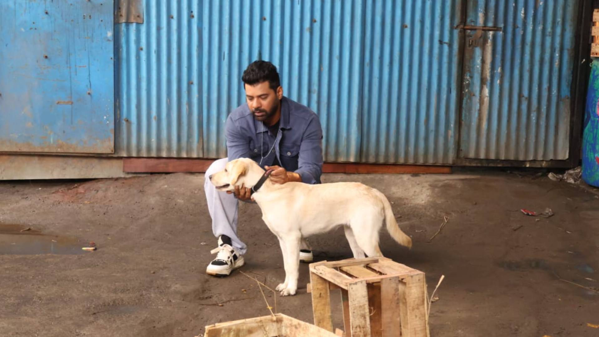 Meet Shabir Ahluwalia’s furry friend!