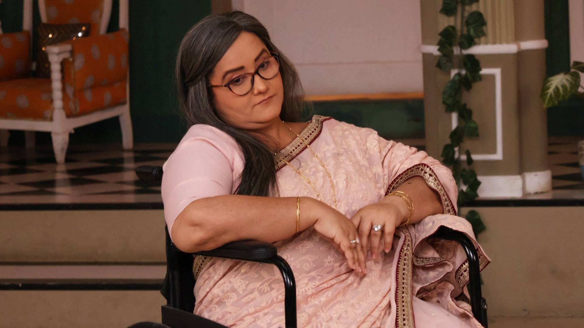 Swati Shah reveals struggles of shooting in a wheelchair for Zee TV’s Radha Mohan