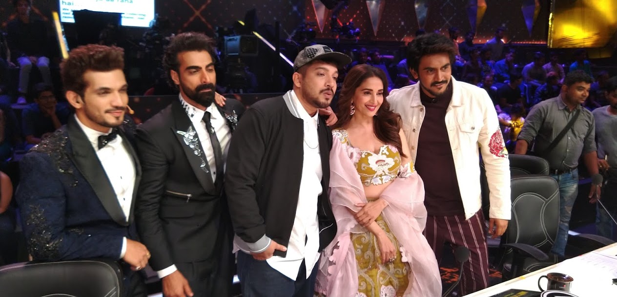 Rap/hip-hop artist Naezy visited Dance Deewane show