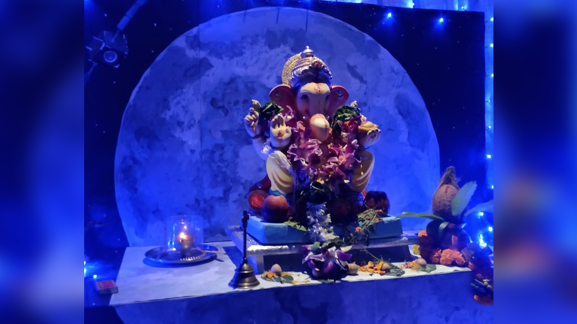 Dibyendu Bhattacharya’s themed Ganesh Chathurthi is worth the watch