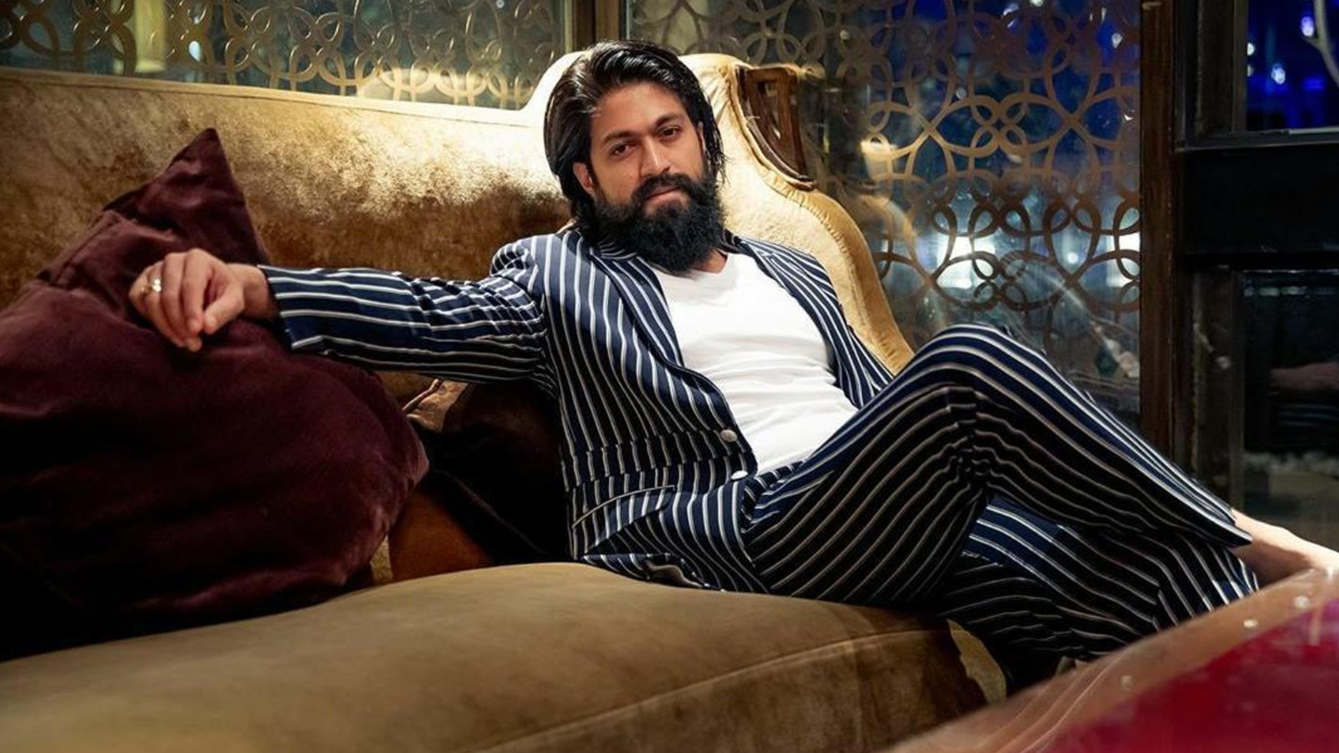 Did you know? Pan India star Yash was part of a drama troupe before he made his silver screen debut