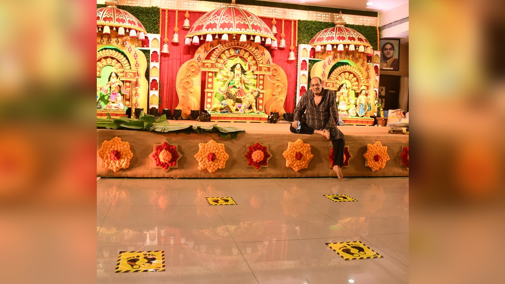 DAY 1 North Bombay Sarbojanin Durga Puja Samiti, one of the oldest and the biggest Durga Puja in Mumbai goes virtual amid the COVID -19 pandemic, adheres to strict norms, day 1 witnesses less than 30 members at one given time