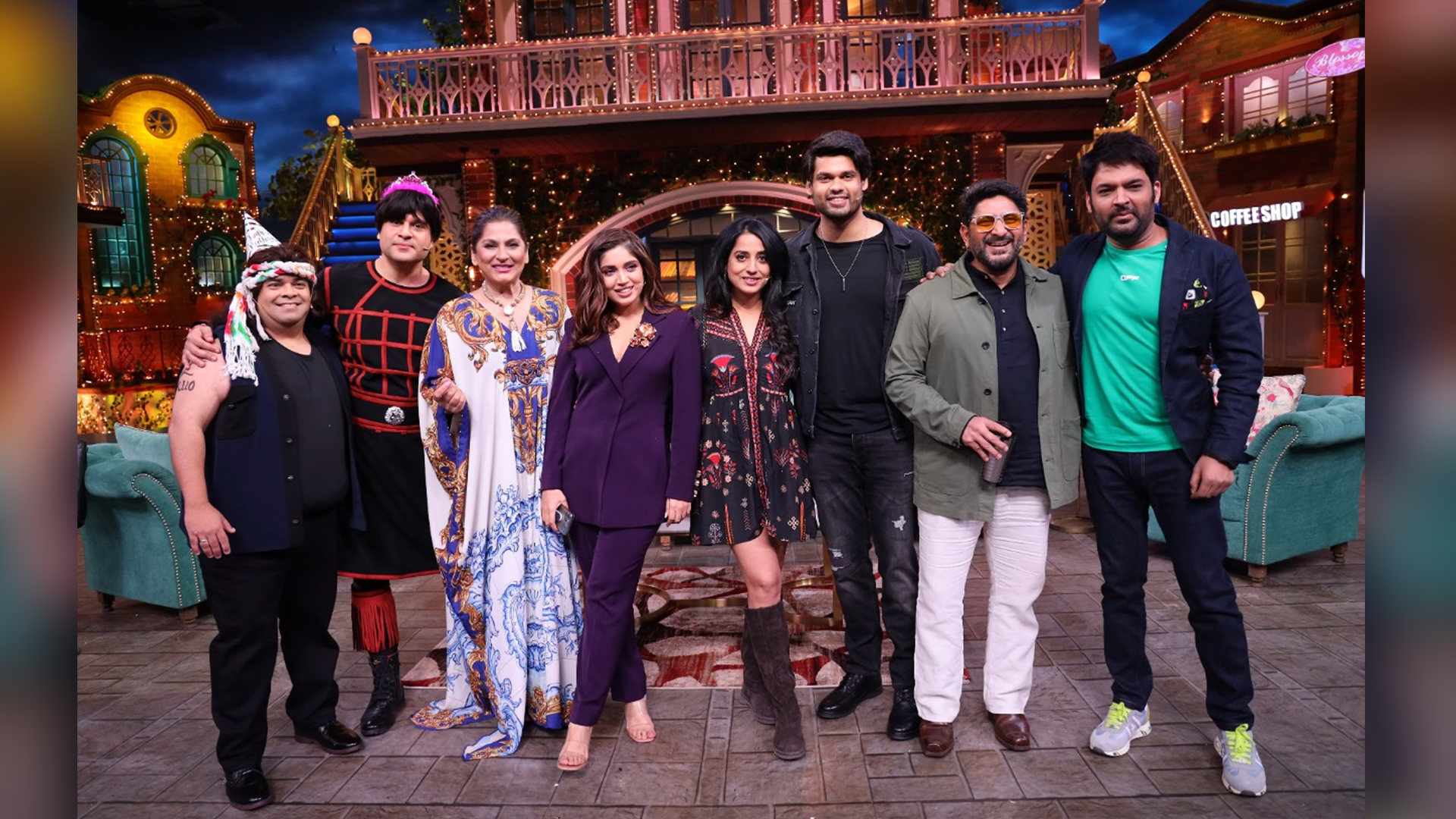 The Kapil Sharma Show invites the cast of Durgamati – Bhumi Pednekar, Arshad Warsi, Mahie Gill and Karan Kapadia