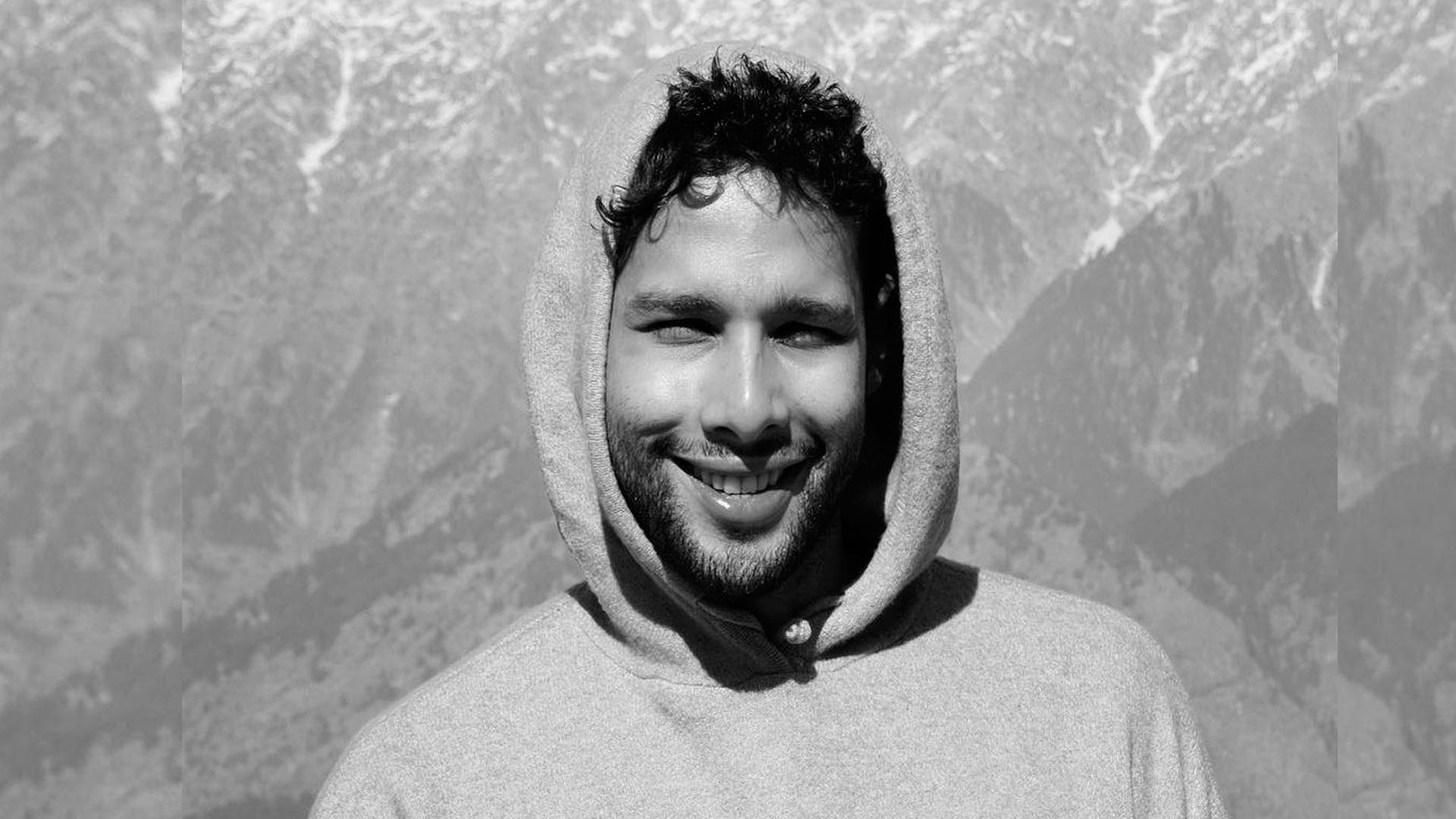 Siddhant Chaturvedi pens down a heartwarming poem in his recent post