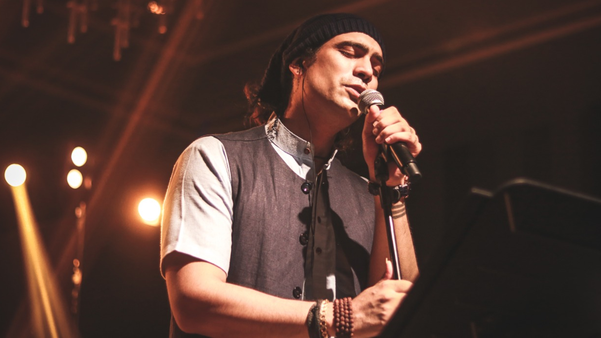 This Valentine’s day Singer Jubin Nautiyal returns with rooftop concert post pandemic