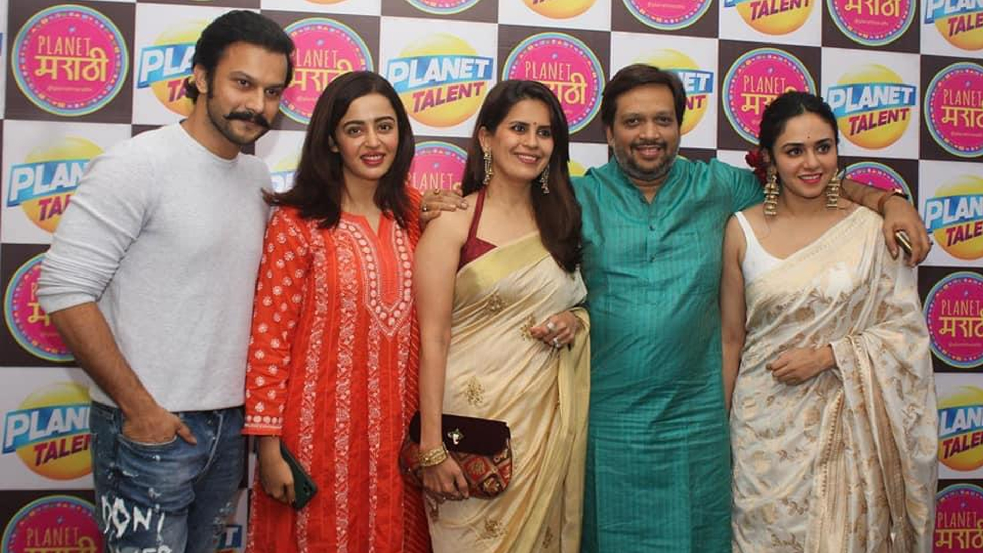 AB anni CD maker AkshayBardapukar’sinaugration of his new office ‘Planet Marathi’ was star studded