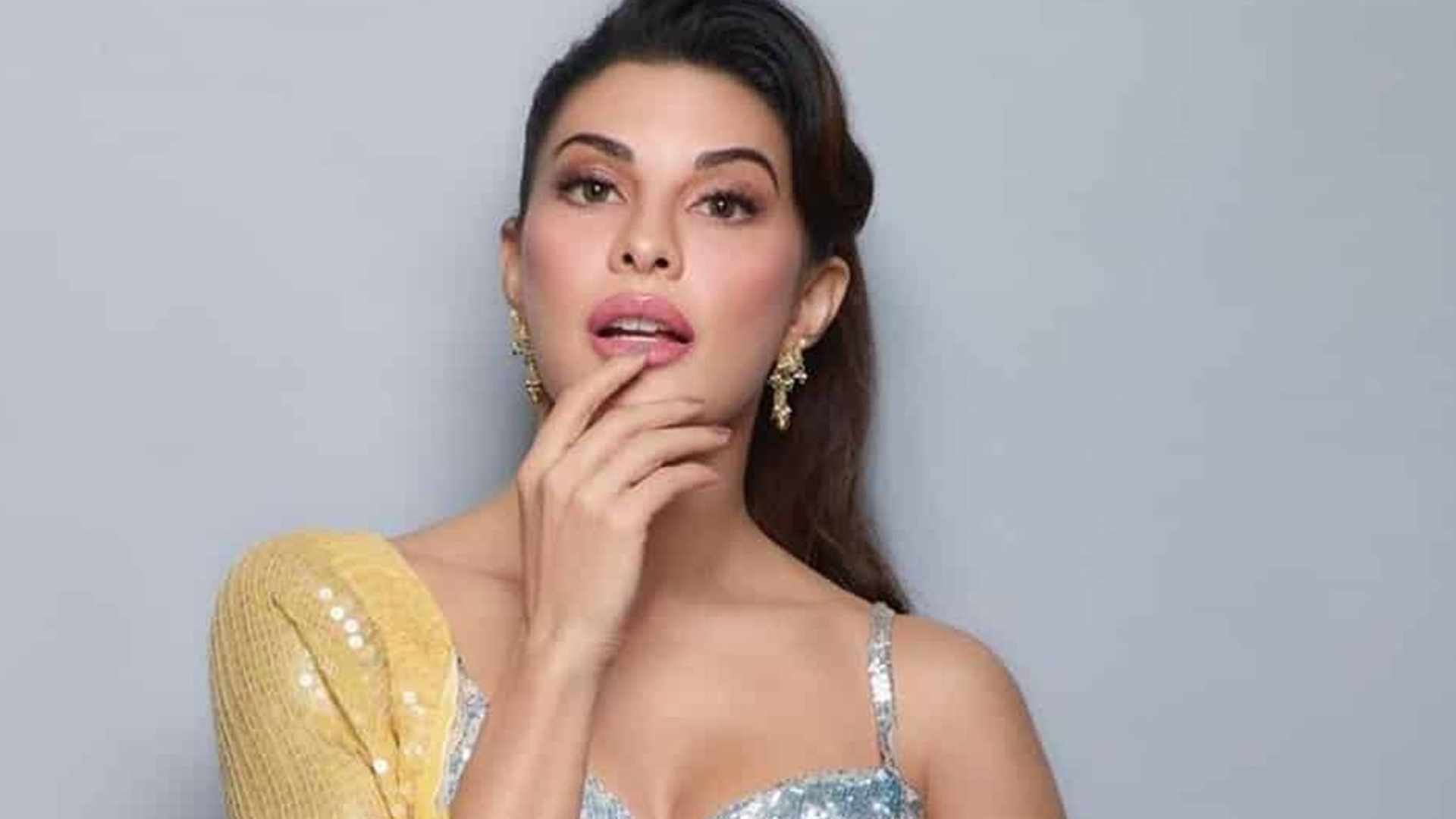 Jacqueline Fernandez tests negative for Covid-19, gets checked twice, Source reveals