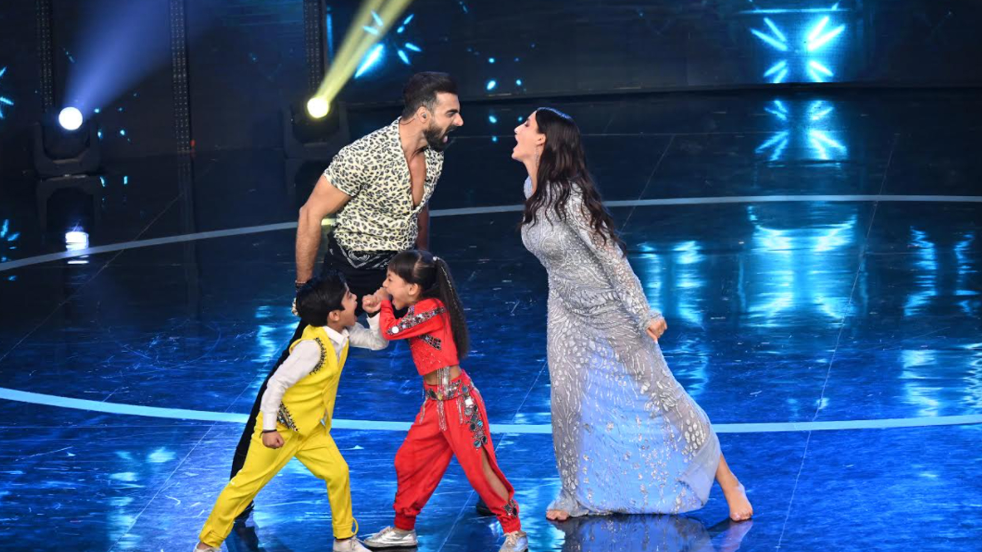 Tushar Kalia goes gaga over Nora Fatehi during the shoot of Dance Deewane 3