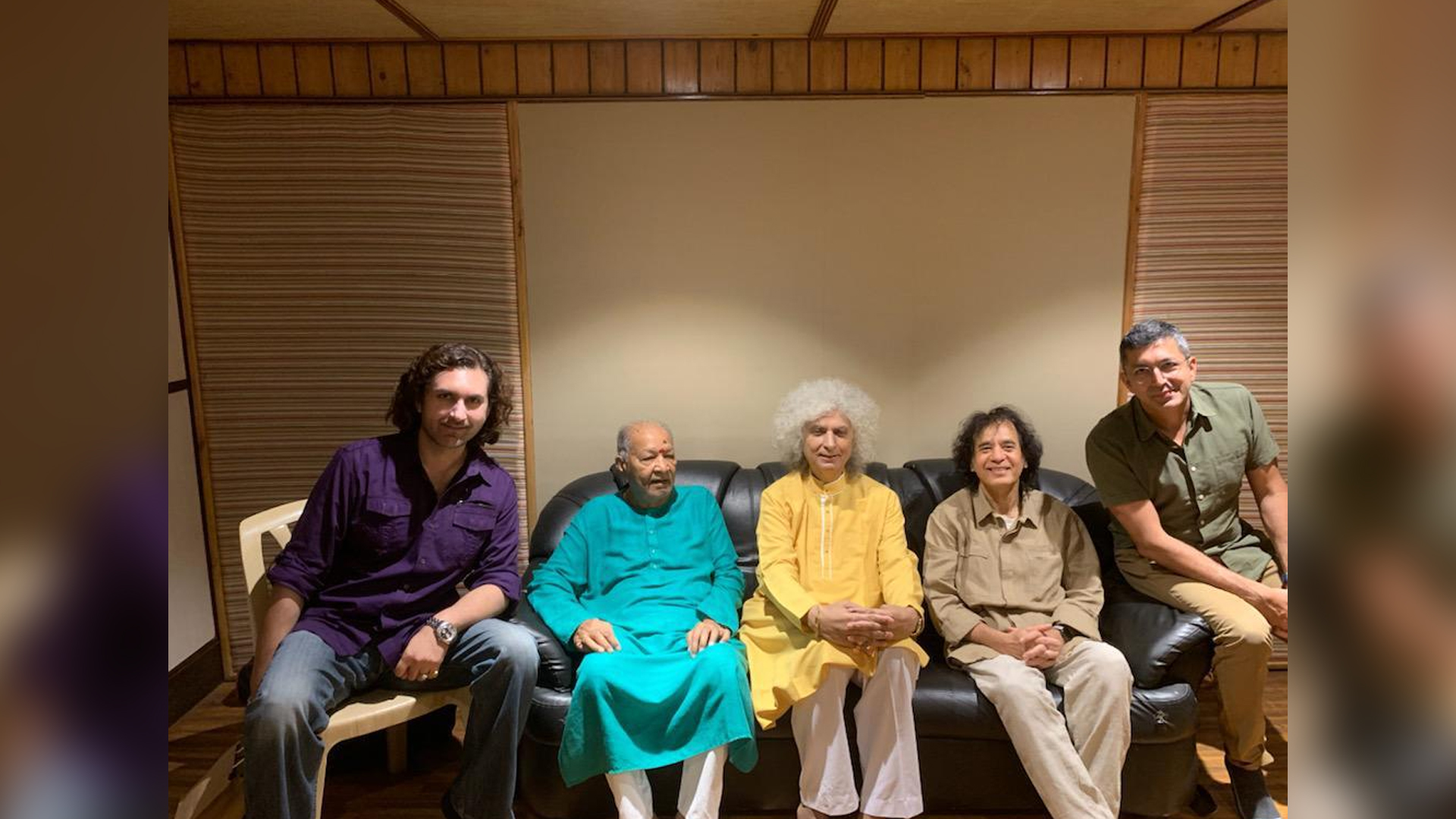 Music composer and santoor maestro Rahul Sharma brings together music legends Pt Hari Prasad Chaurasia, Pt Shiv Kumar Sharma, Singer Ustad Rashid Khan, Sonu Nigam and Tabla maestro Zakir Hussain for Kunal Kohli directorial Ramyug