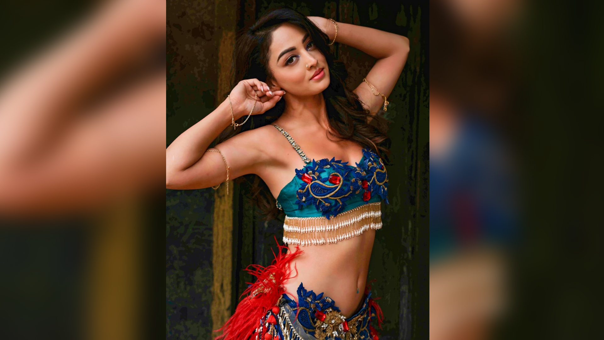 Sandeepa Dhar as Maina makes a redefining ethnic-urban fusion style statment