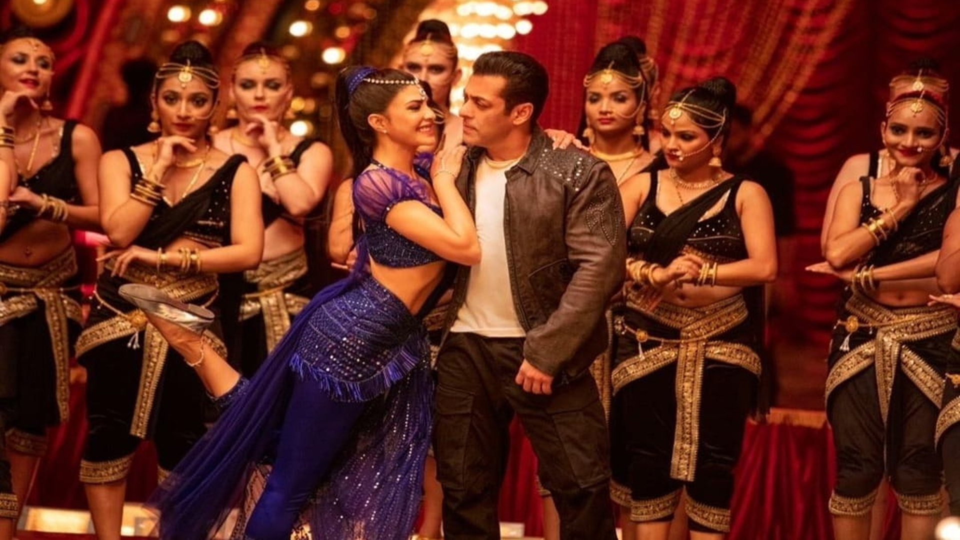 Salman Khan & Jacqueline Fernandez continue their chartbuster streak with Radhe’s Dil De Diya!