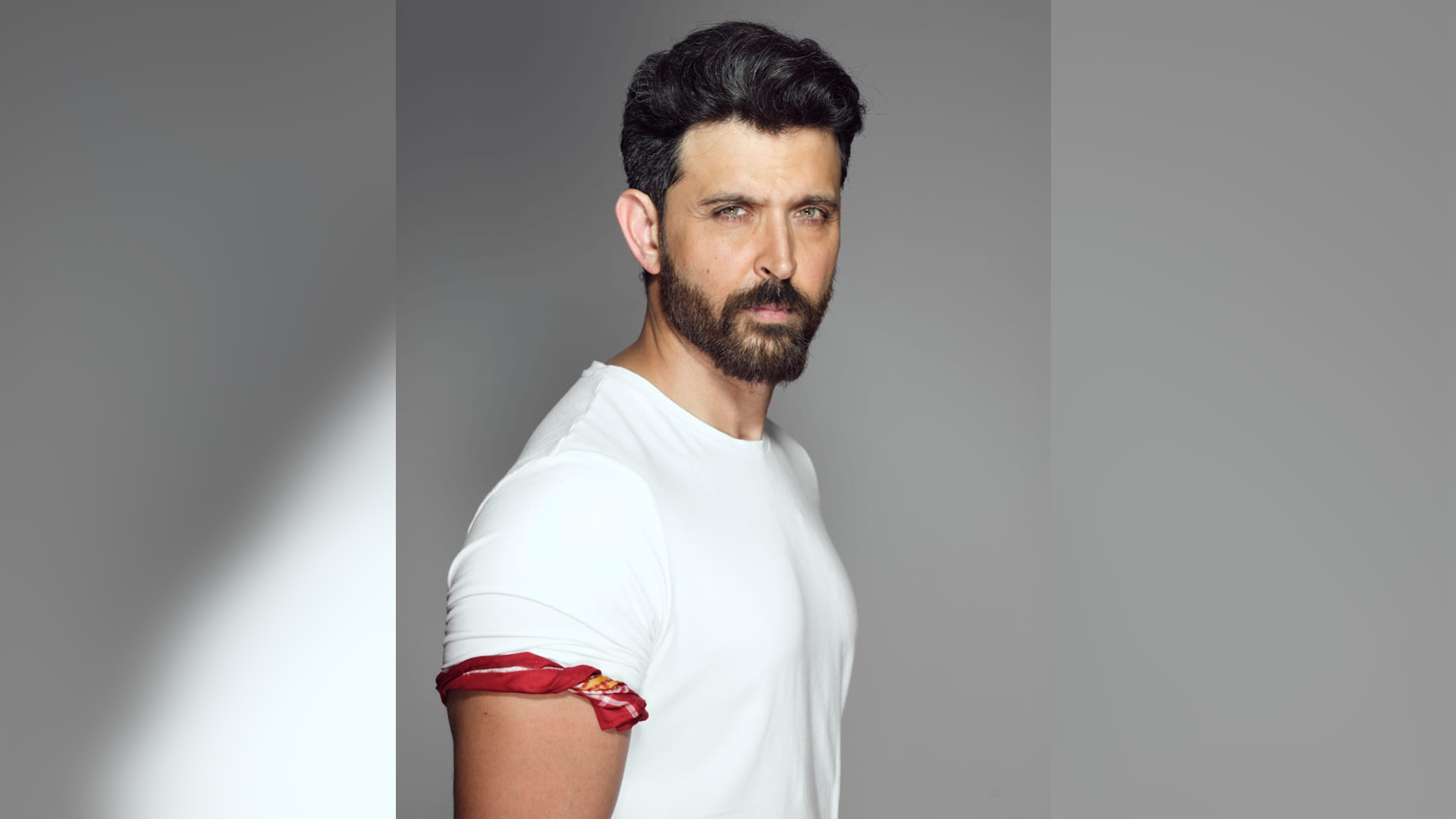 Hrithik Roshan donates to CINTAA yet again, amidst second wave of Covid-19