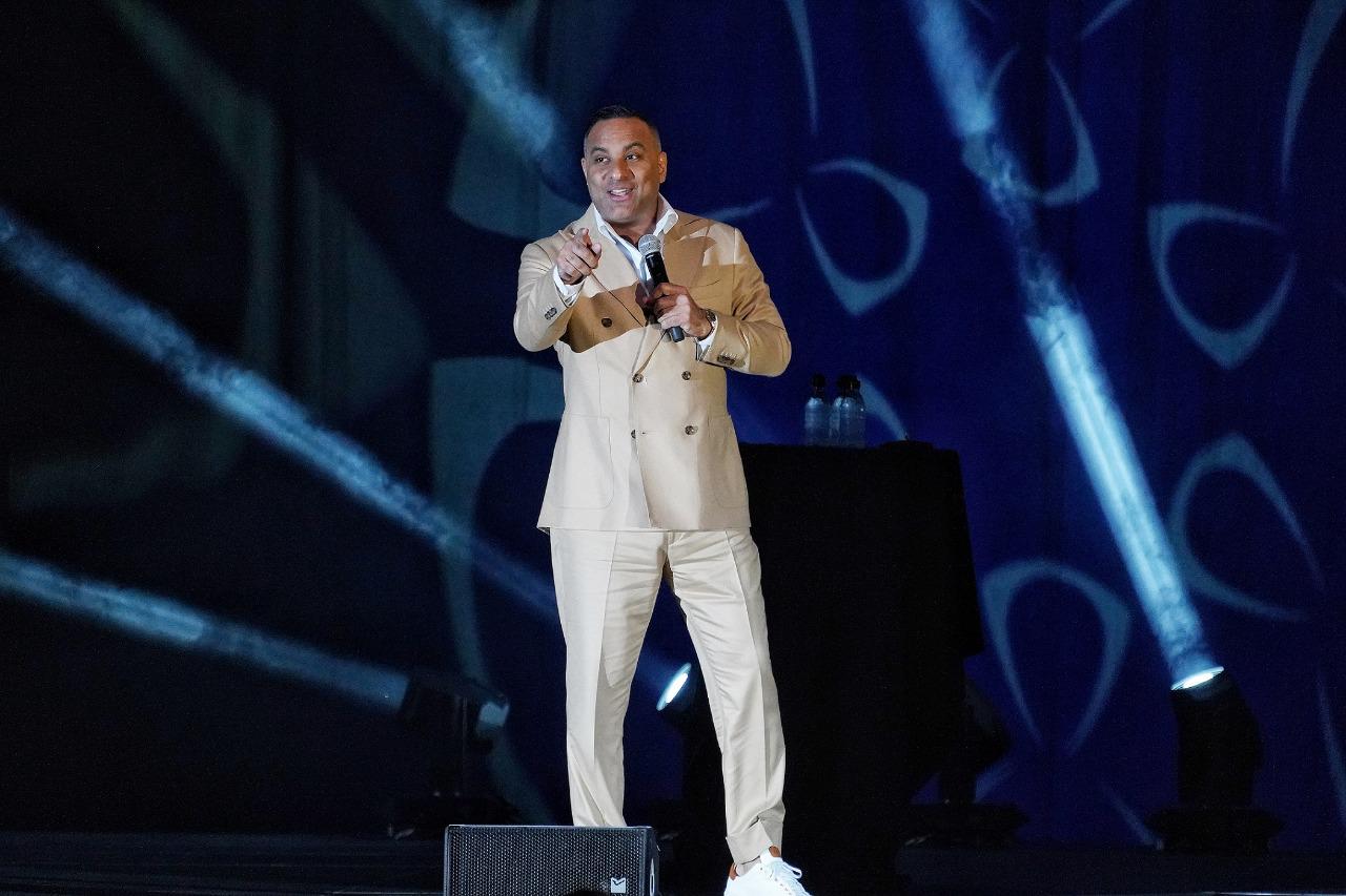 Final tickets for Russell Peters’ spellbinding show go on sale with staycation package | YAS Island, Abu Dhabi