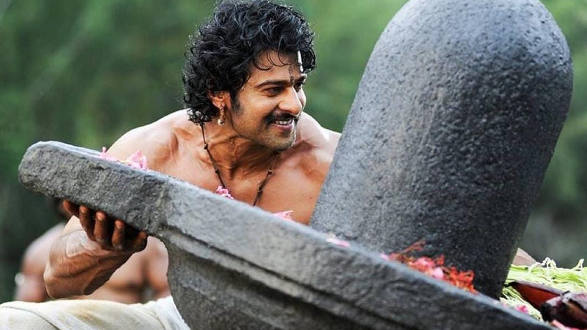 6 Years Of Baahubali : Prabhas gets nostalgic, Fans demand a Baahubali emoji on Whatsapp, check it out!