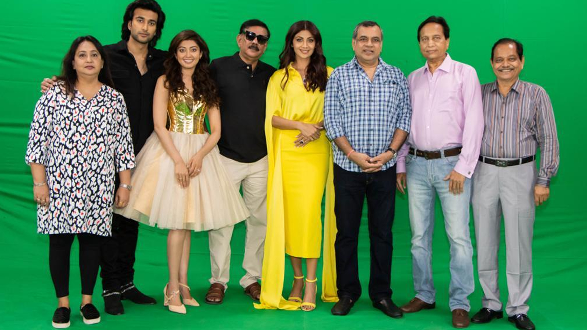 Team hungama 2 kick starts promotions in the city