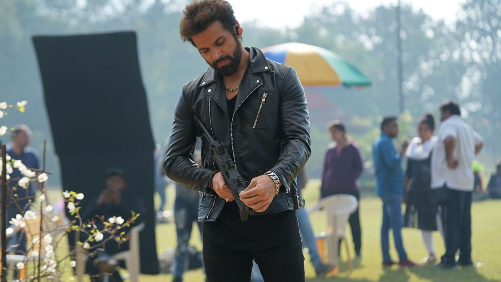 Rithvik Dhanjani street ruffian look in ALTBalaji’s action drama Cartel inspired from the Mumbai’s local street markets