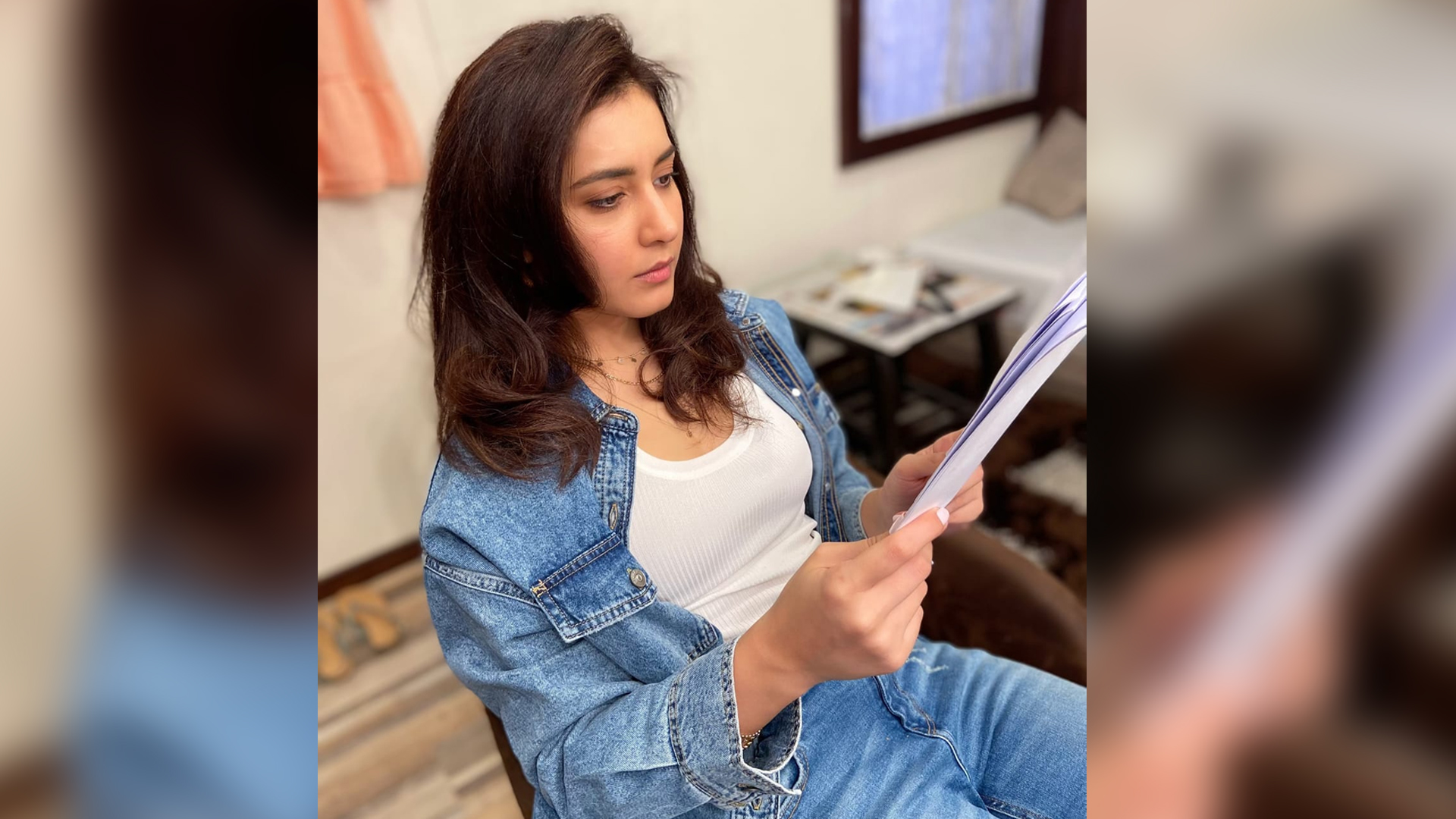 Raashii Khanna kickstarts her shoot for Dhanush-starrer D44