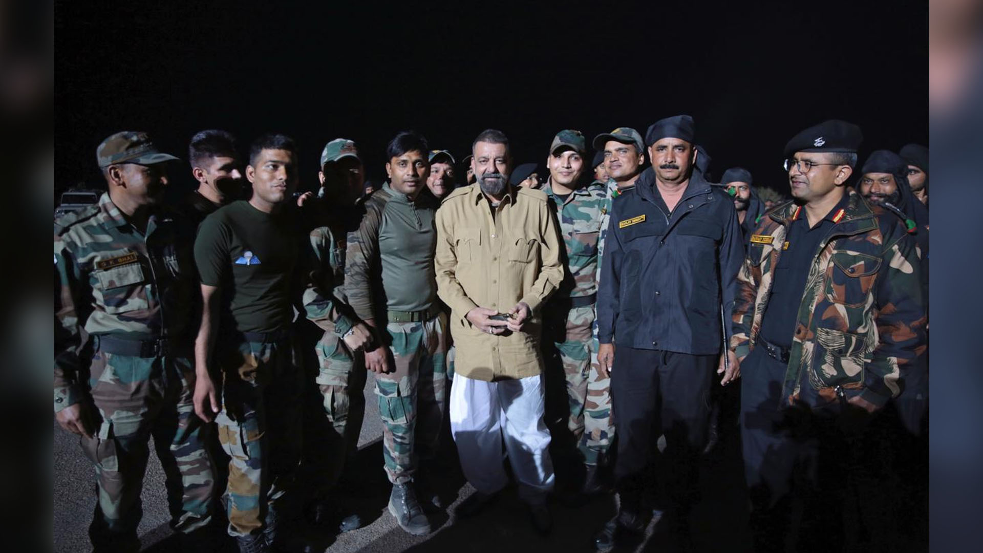 Actor Sanjay Dutt met jawaans from the Indian Army while shooting for the much-awaited movie Bhuj: The Pride Of India!