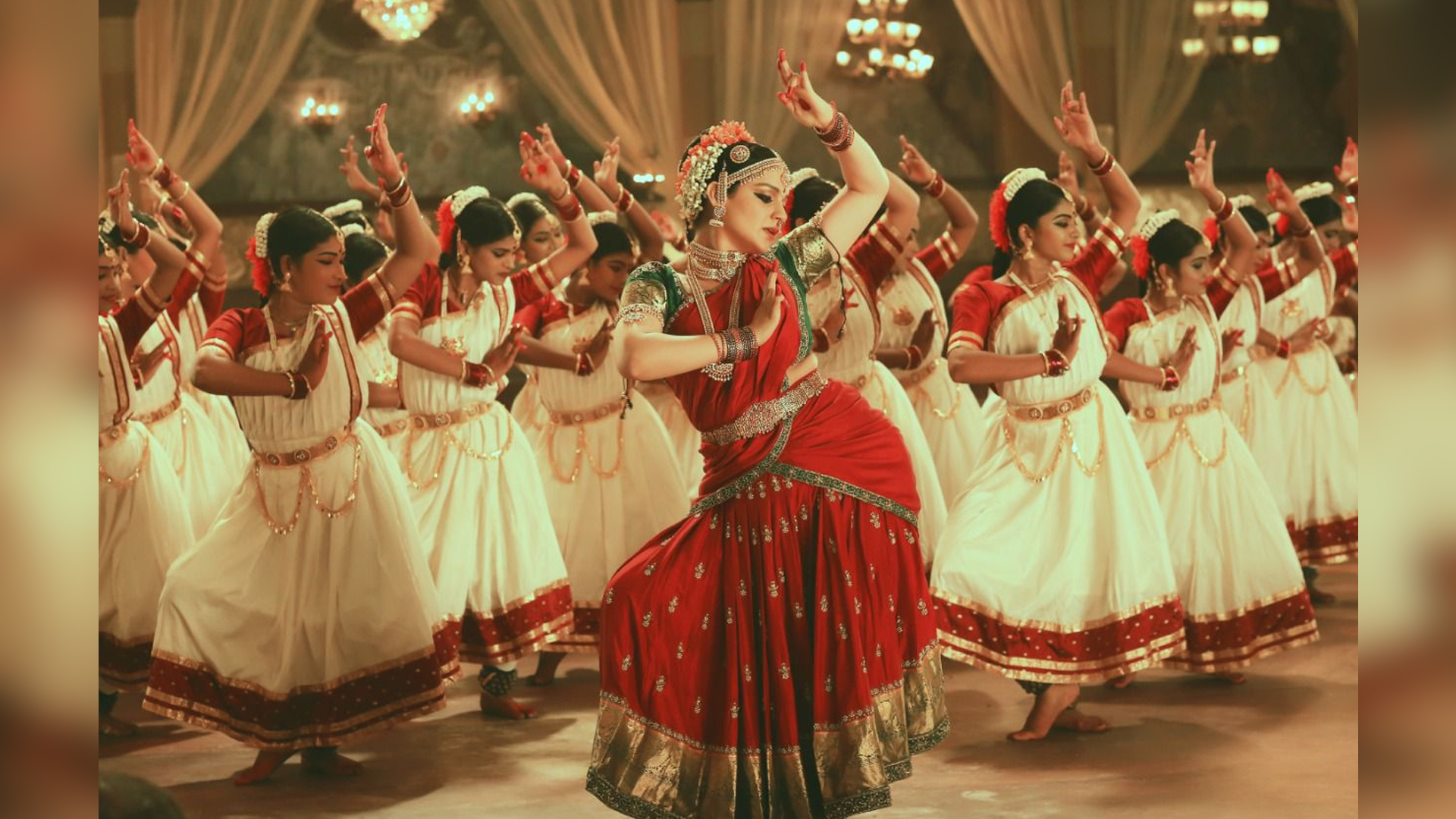 With 100 trained dancers, Thalaivii’s ‘Nain Bandhe Naino Se’ showcases Kangana Ranaut’s brilliant classical dancing skills, learnt over a month of rigorous training for the film