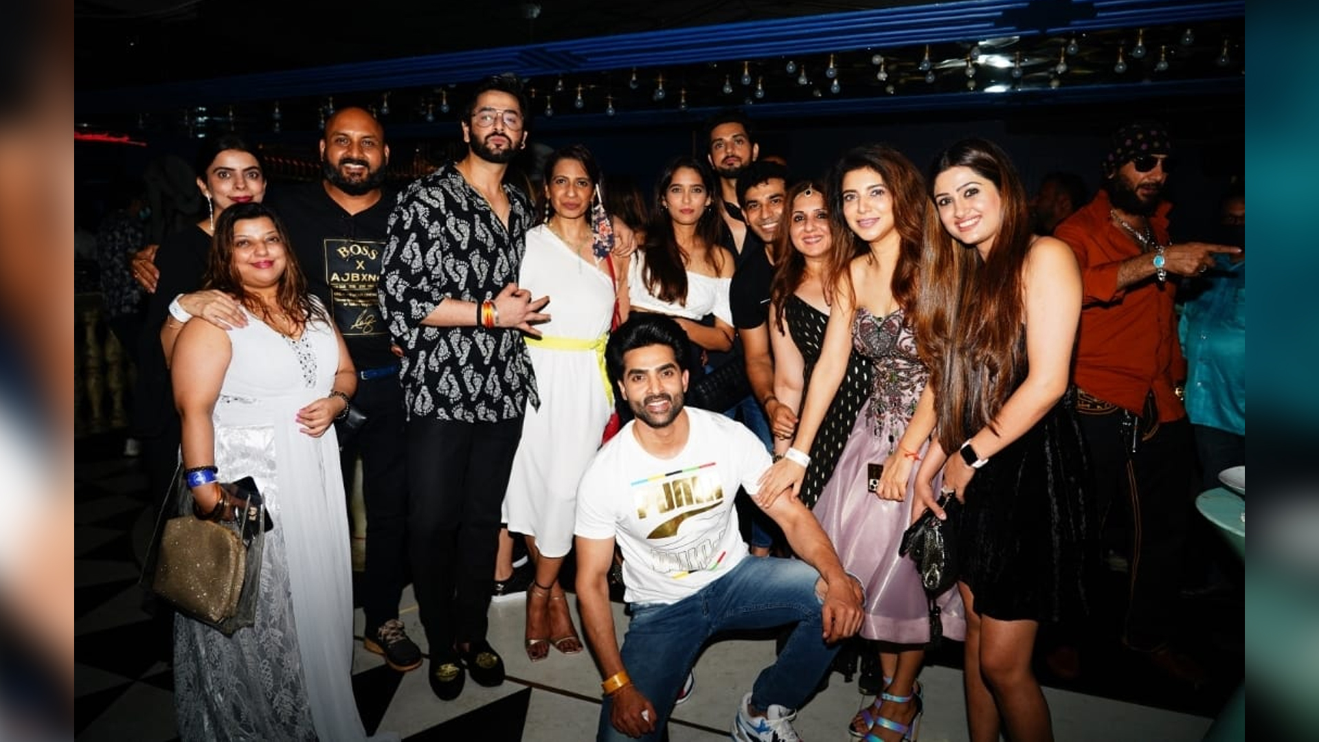 Munisha Khatwani’s friends turned up to make her birthday bash special!