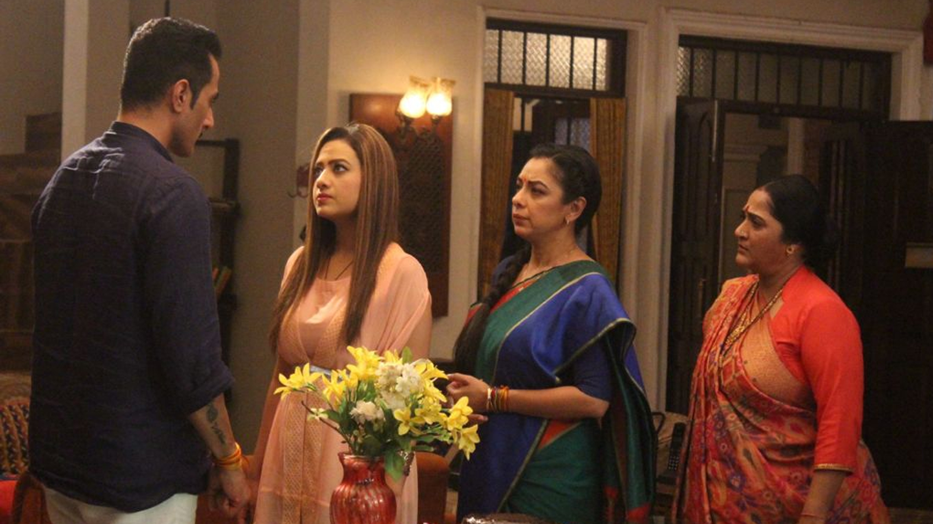 ‘Anupama’: Kavya asks Anuj for a job, what will Anupama say? 