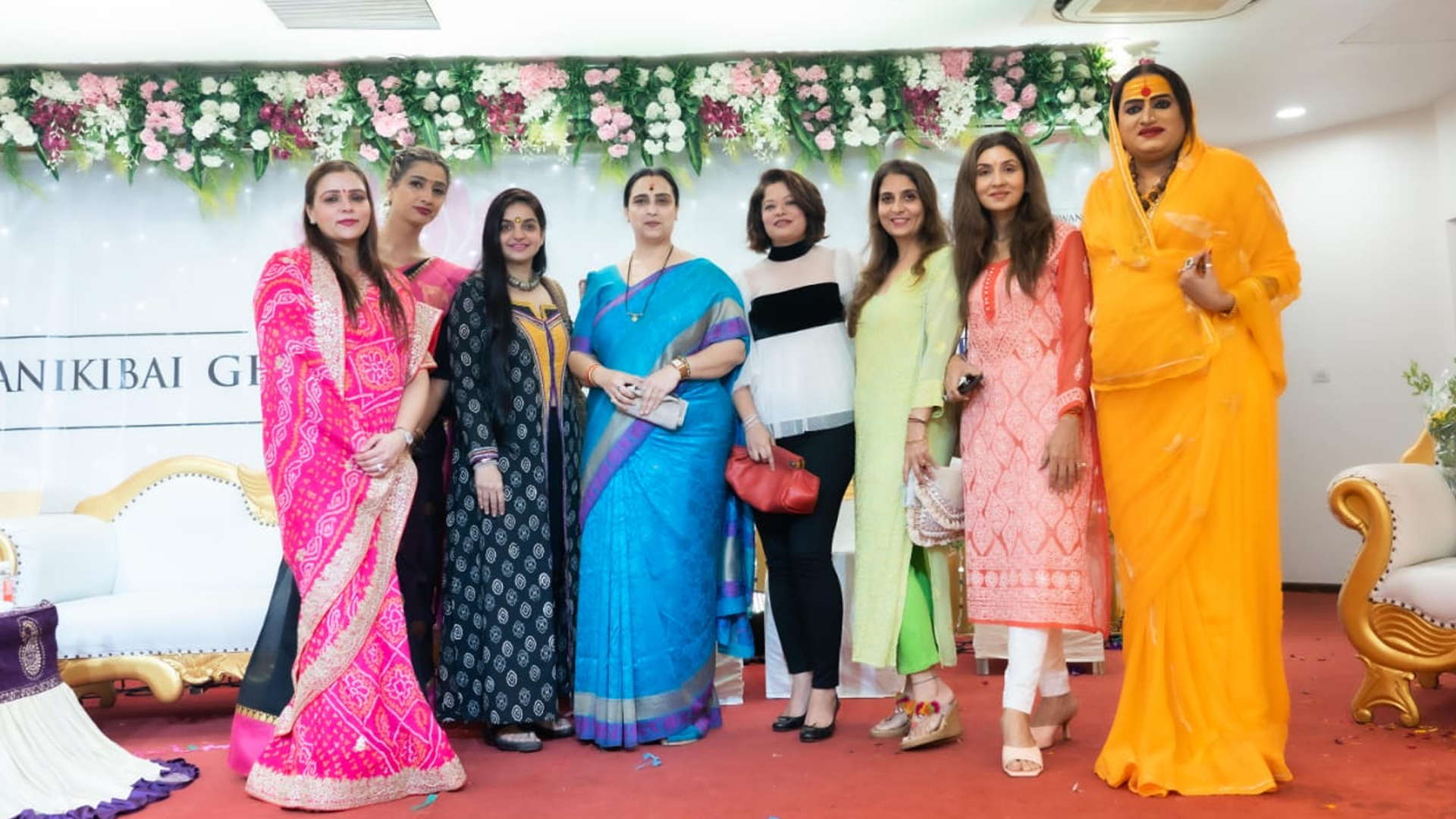 Laxmi Narayan Tripathi graces an event organised by Nidarshana R Gowani