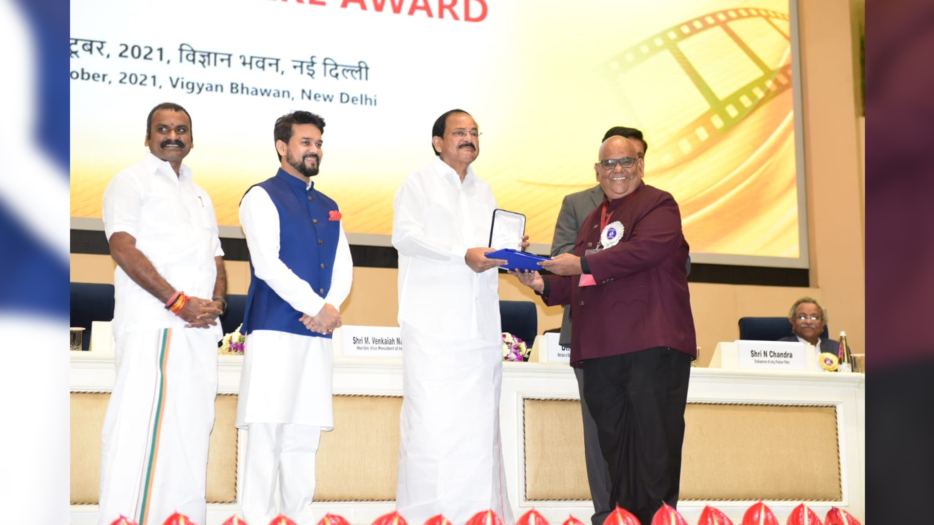 Satish Kaushik’s Chhoriyan Chhoron Se Kam Nahi Hoti felicitated at the 67th National Film Awards