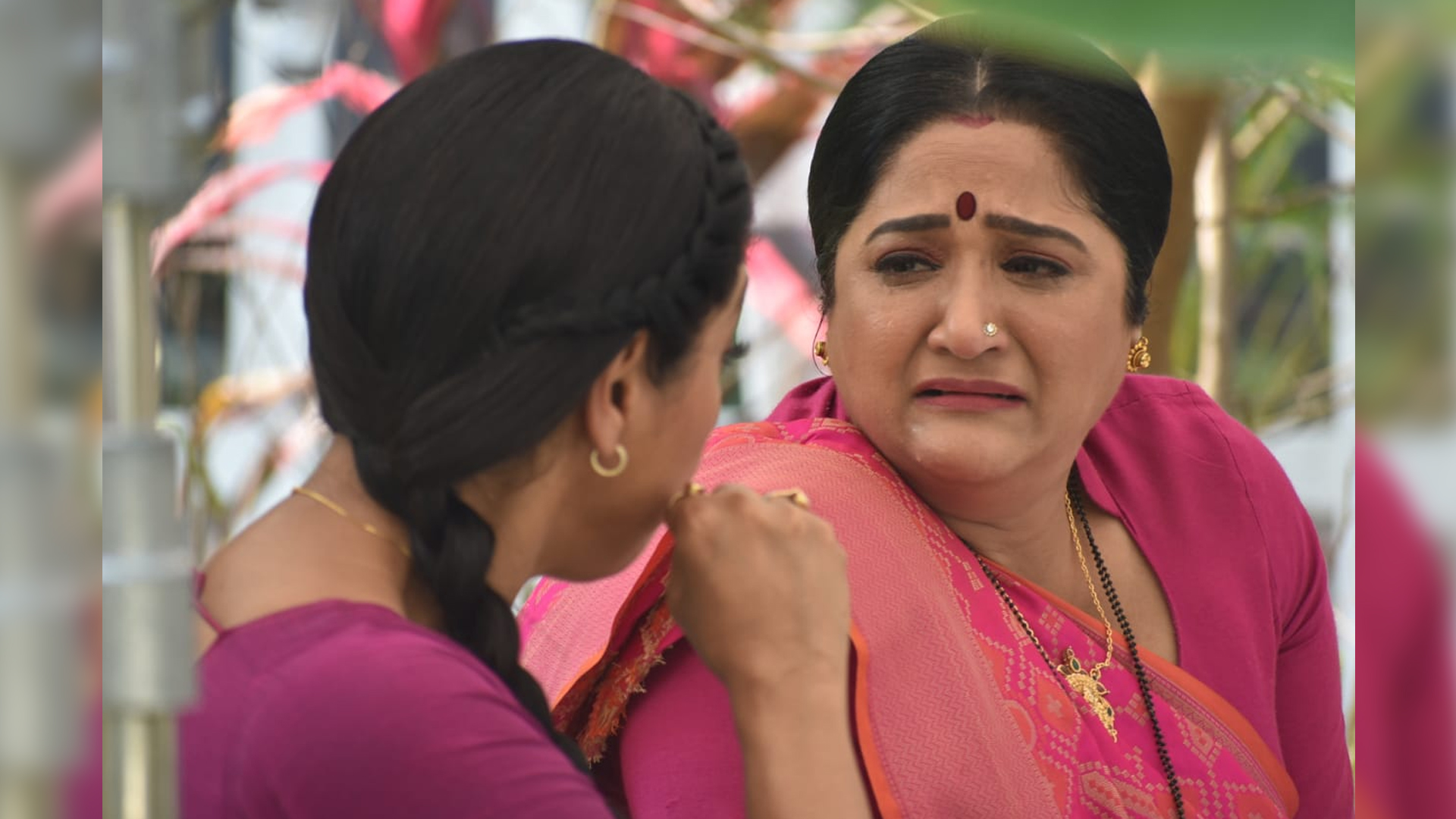 ‘Anupamaa’: Baa asks Babuji to come back home, Vanraj is back from his trip