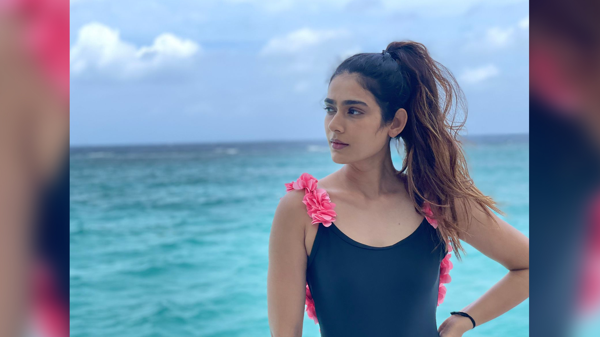 Aakanksha Singh’s viral pictures from the Maldives land her a hosting gig for a travel show