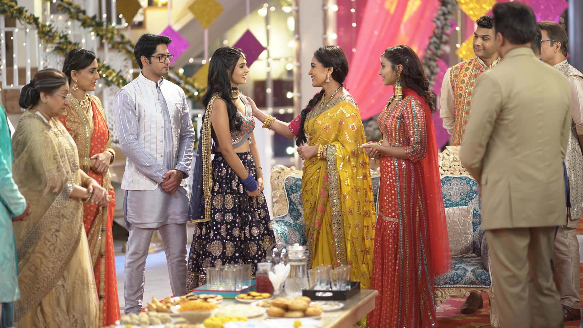 ‘Yeh Rishta Kya Kehlata Hai’: Abhimanyu tells the family that he loves Akshara and not Aarohi 