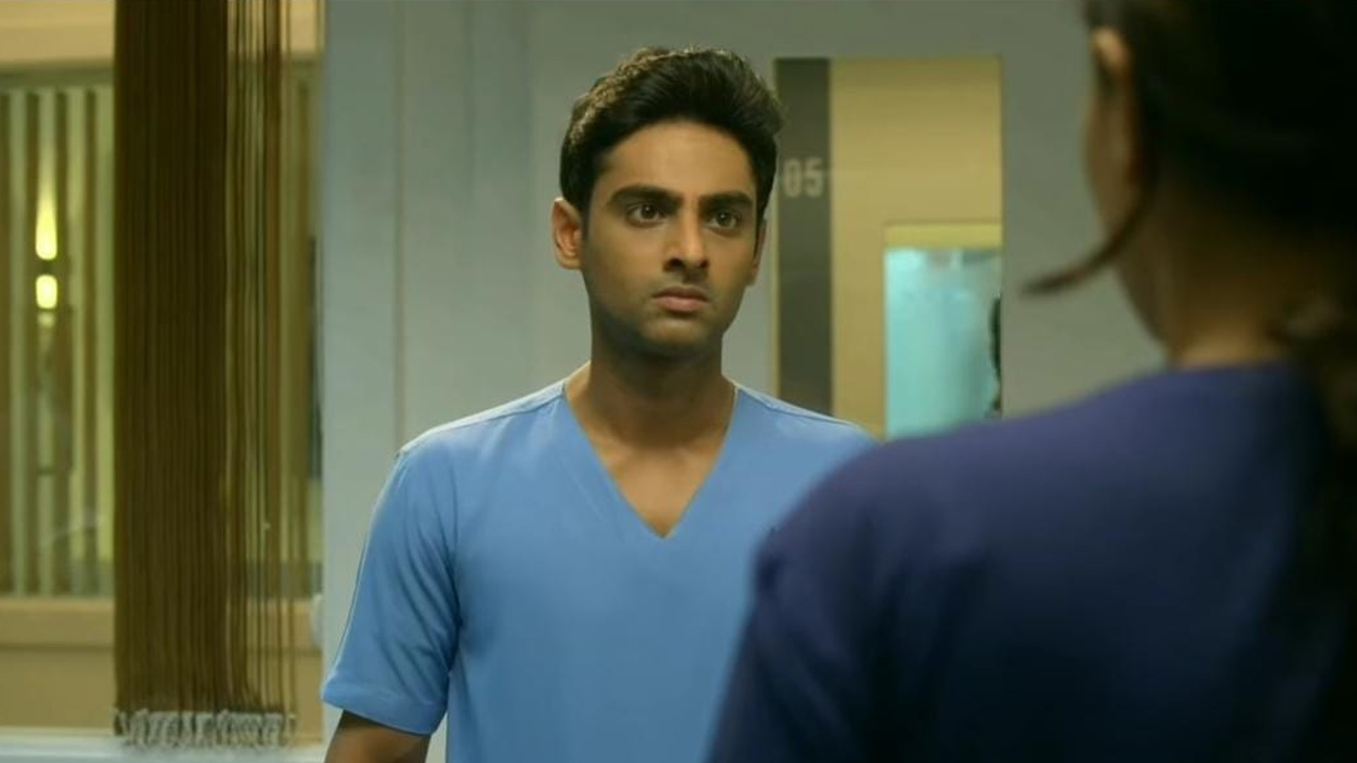 ‘Dhadkan Zindaggi Kii’: Deepika successfully teaches a valuable lesson on God complex to Abhay, but will she be able to put an efficient emergency department in order? 