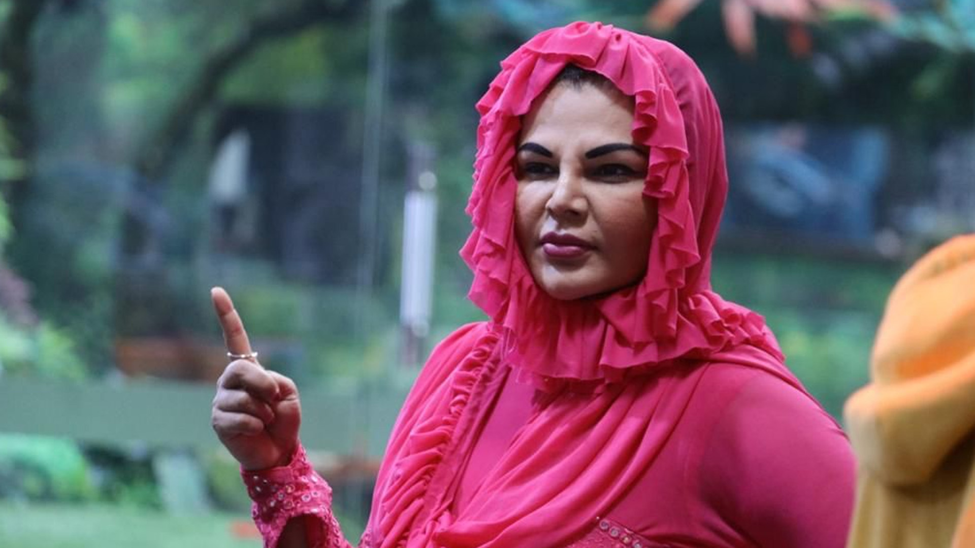 Witness a laughter riot with Rakhi Sawant; a dangal over food between the contestants on tonight COLORS’ ‘BIGG BOSS 15’!