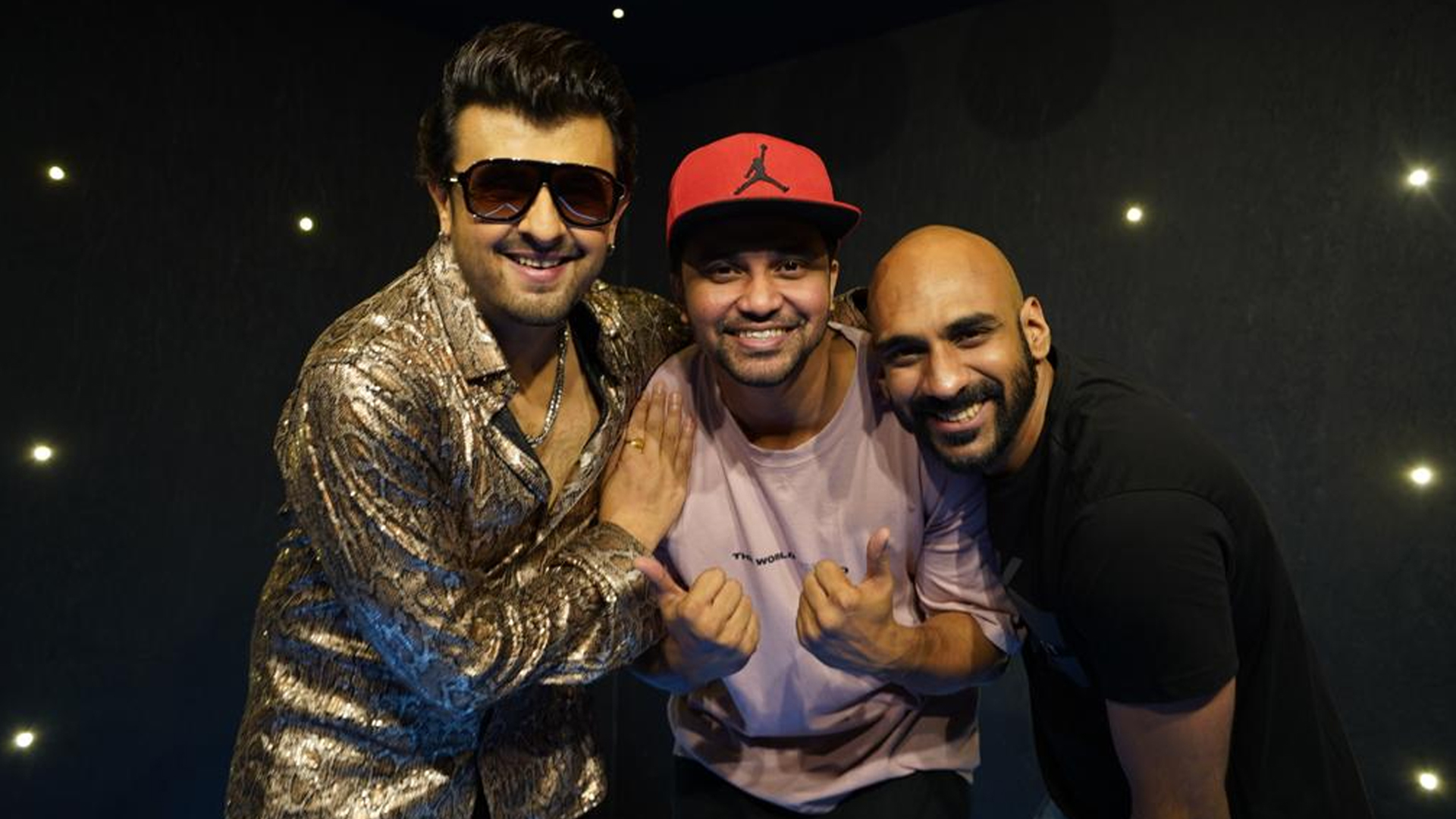 What is cooking between actor Sahil Khattar, singer Sonu Nigam and choreographer Rajit Dev?