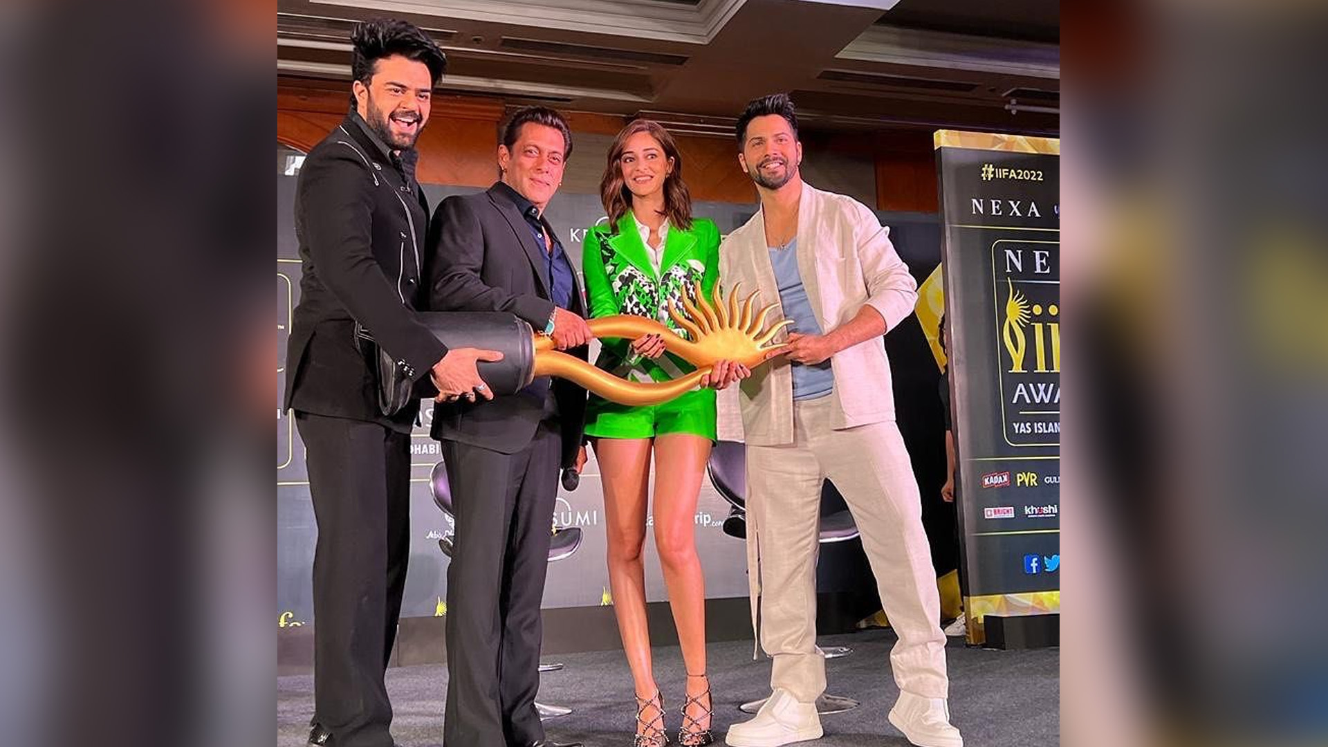 Salman Khan, Varun Dhawan, Ananya Panday to headline IIFA in Dubai!