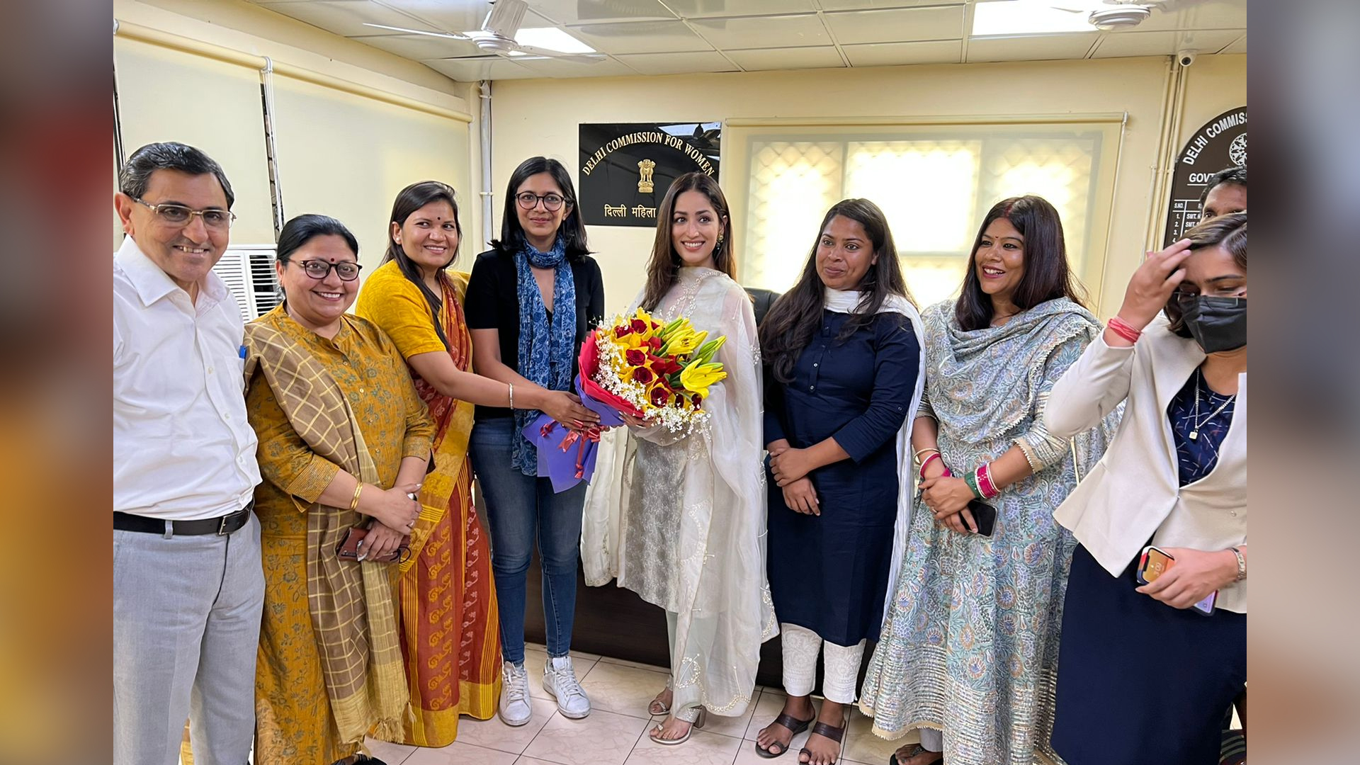 Yami Gautam Dhar & Neha Dhupia visit Delhi Commission for Women!