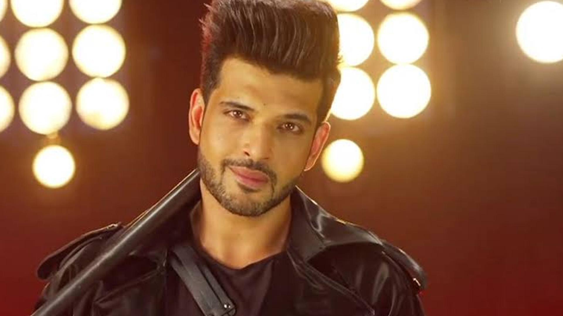 Jailor Karan Kundrra shocked the Kaidis with a bang on temptations!