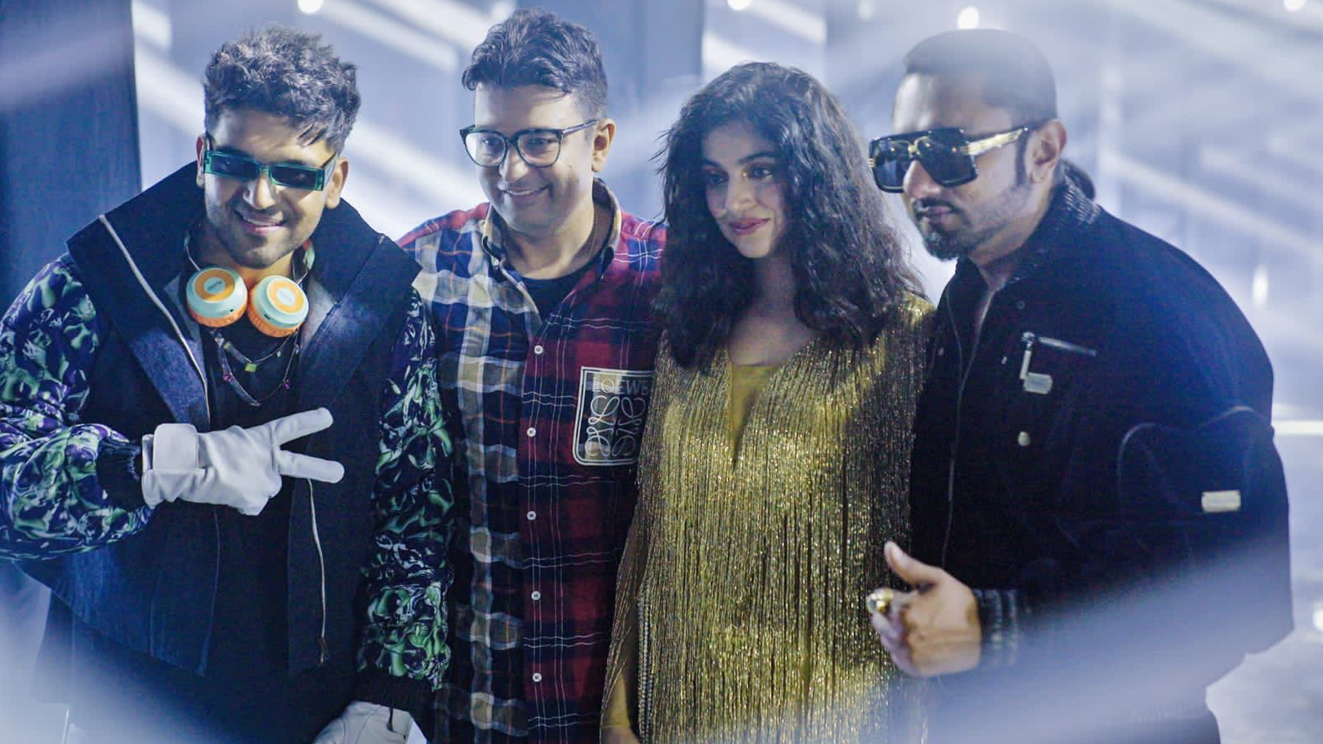 Bhushan Kumar surprises Yo Yo Honey Singh, Guru Randhawa & Divya Khosla Kumar on the sets of Designer.