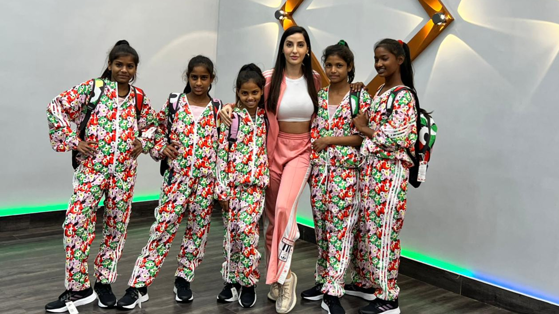 Uplifting dancers all across, Nora Fatehi gifts dancing gear to underprivileged contestants on her show