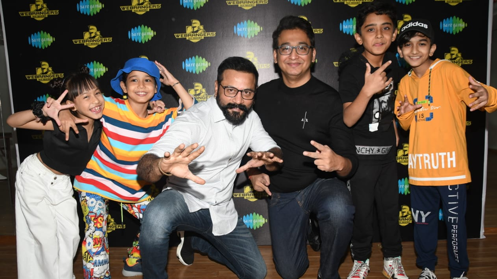 Hip Hop Dance Battle between the reality show stars, battling on Saregama’s superhit track Whistle Baja 2.0 featuring Tiger Shroff spearheaded by Chintan Pavlankar & Ravi Goswami from WebRangers Talent Management