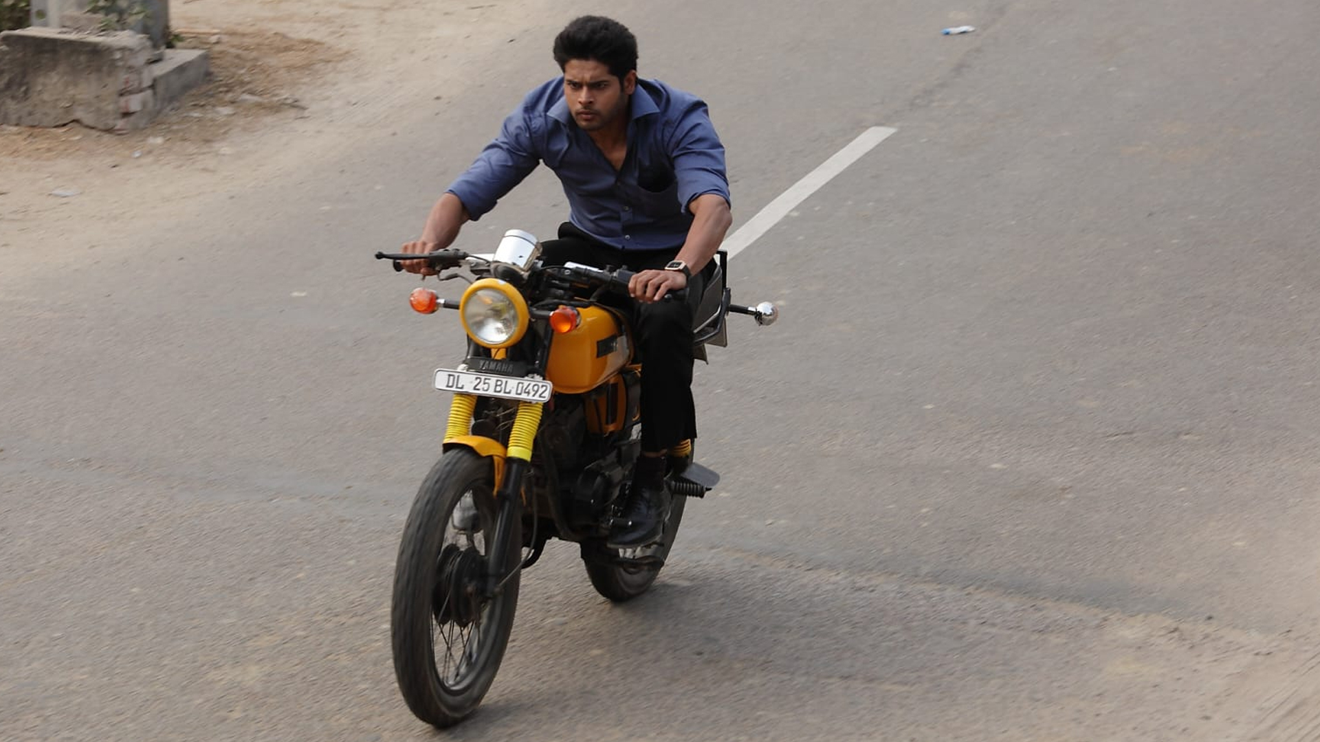 Having faced a tragic accident, Abhimanyu Dassani rode a bike after years for Nikamma